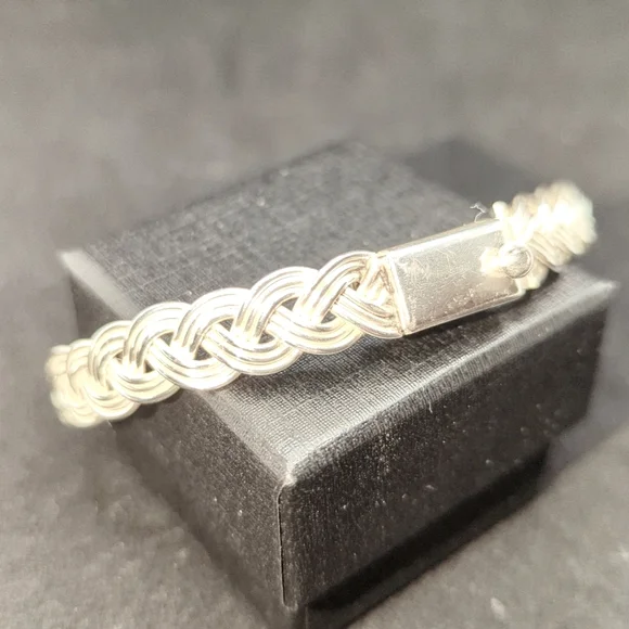 TP-55 Mex925 Silver Braid Bracelet - Picture 3 of 10